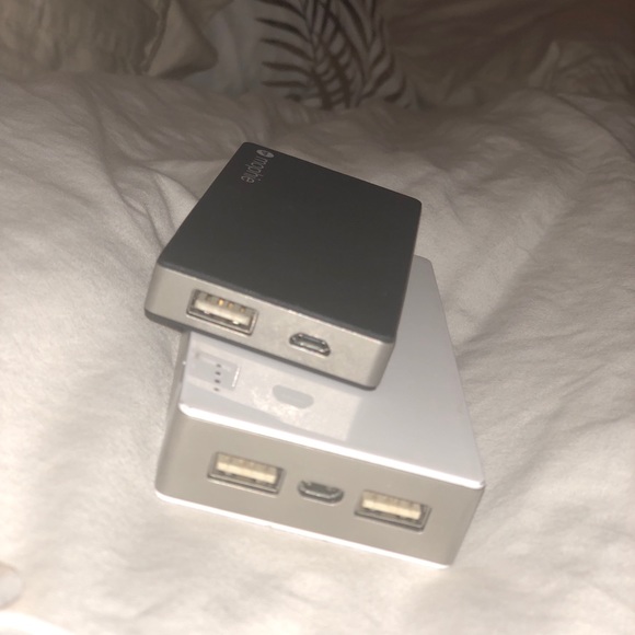 iPhone 7 marble cases/ mophie portable chargers - Picture 4 of 4